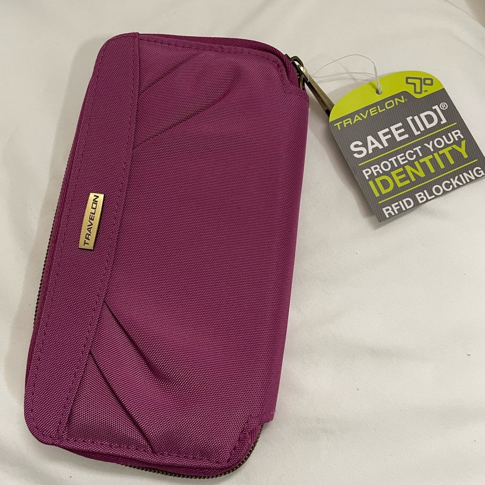 Travelon Purple RFID Blocking Wallet